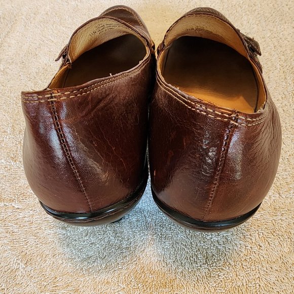 Sofft Rounded Toe Leather Pumps - Picture 3 of 6